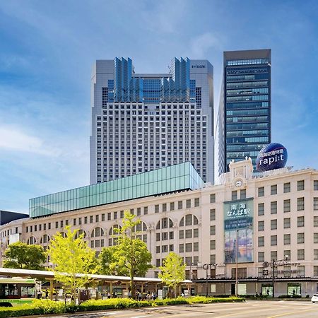 Swissotel Nankai Ōsaka Exterior foto The station building