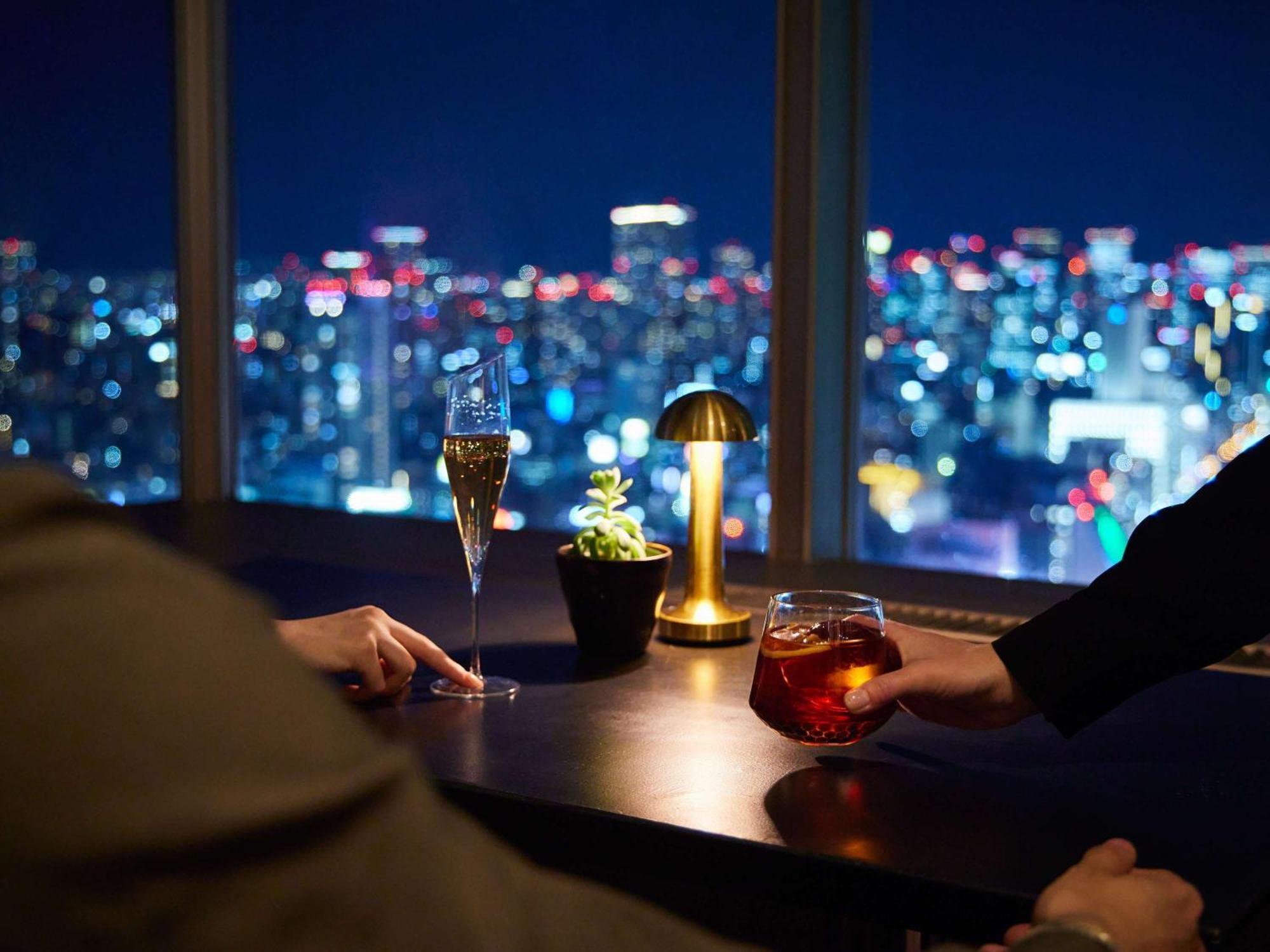 Swissotel Nankai Ōsaka Exterior foto Sky Bar