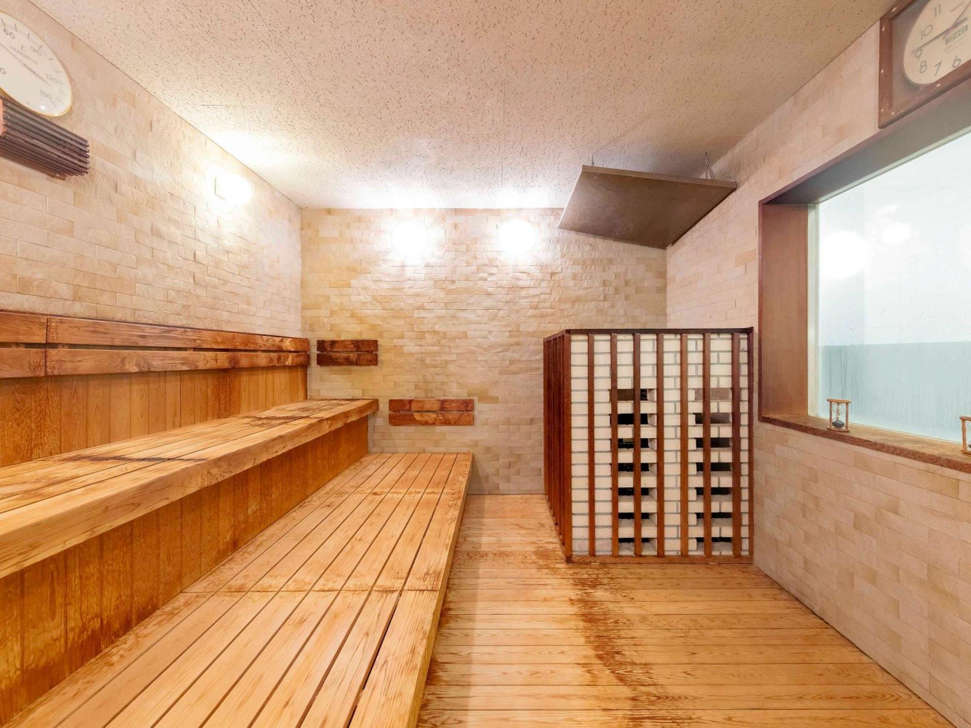 Swissotel Nankai Ōsaka Exterior foto A modern Finnish sauna